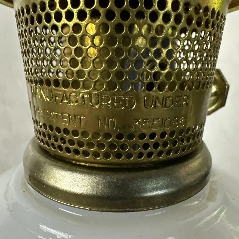 Aladdin American Classic Incandescent‎ Oil Lamp Wheat Flower Model # C-6104M